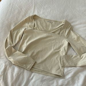 Loved beige contour long sleeve Abercrombie top